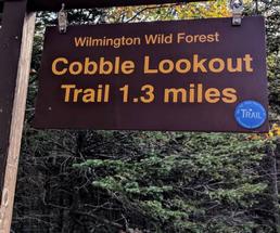 trail sign Cobble Lookout