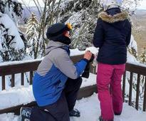skier proposes