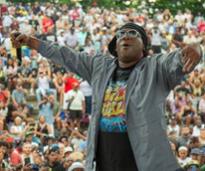 dj at music fest