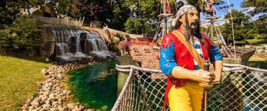 pirate's cove adventure golf course