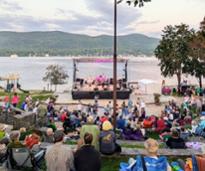 outdoor concert in shepard park