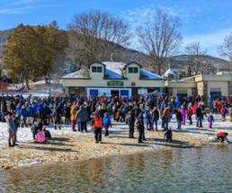 winter carnival crowd