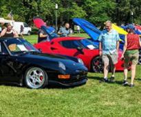 outdoor car show