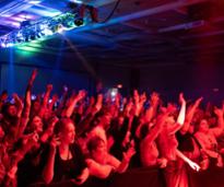 indoor concert crowd