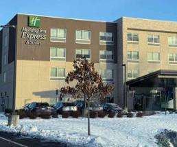 holiday inn express in winter