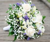 a bouquet of wedding flowers