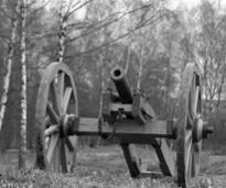 black and white photo of a cannon