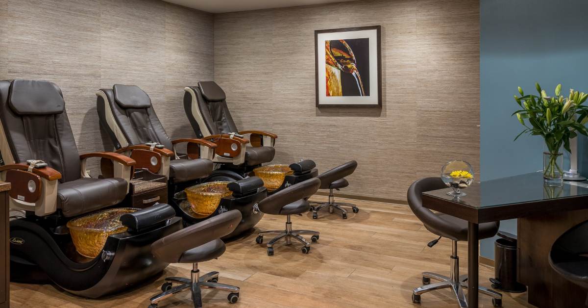 chairs in a spa room for a pedicure