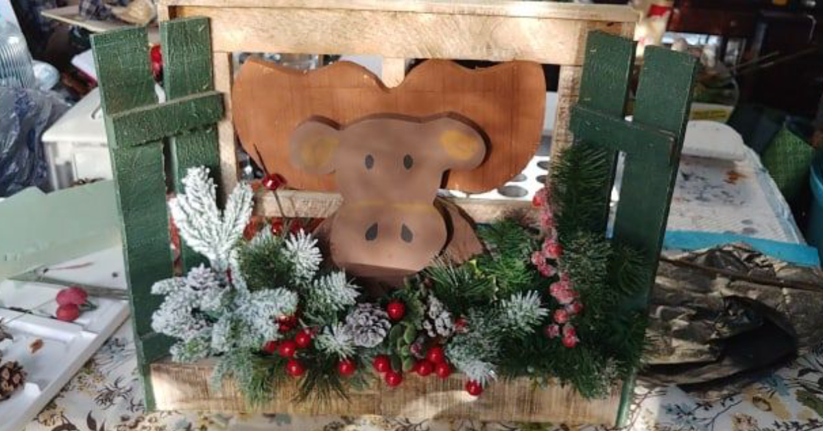 wooden christmas decor