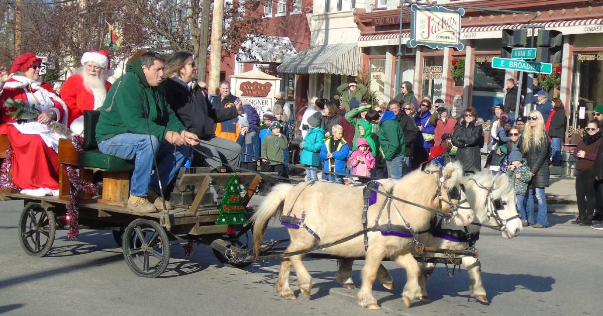 christmas parade with santa and mini horses