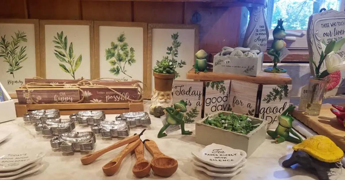 Unique Stores Near Saratoga For Fun Gifts & Great Shopping Finds