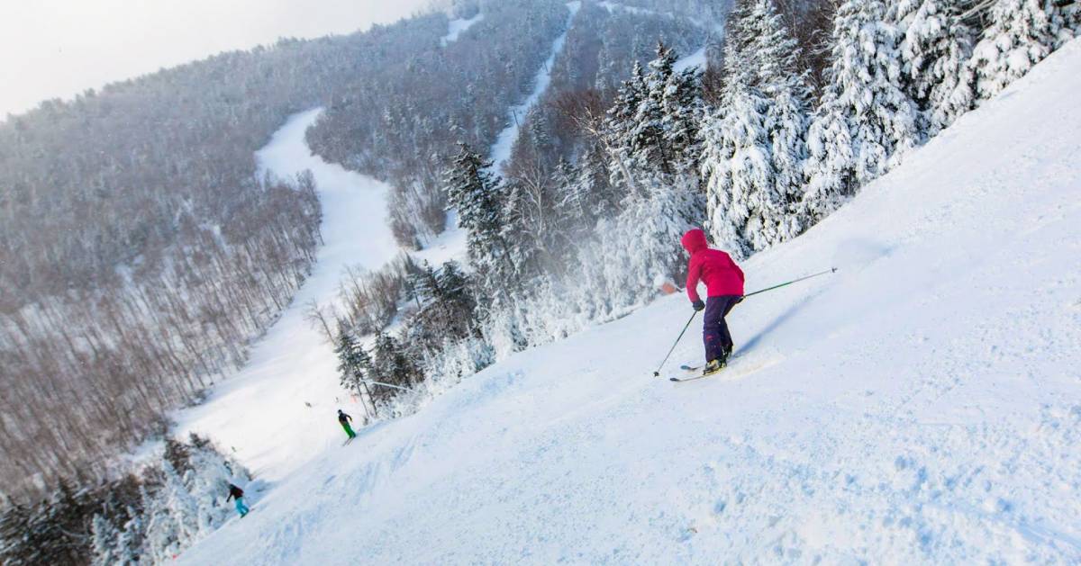 people skiing