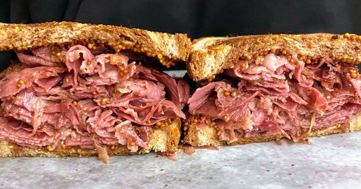 corned beef sanwich