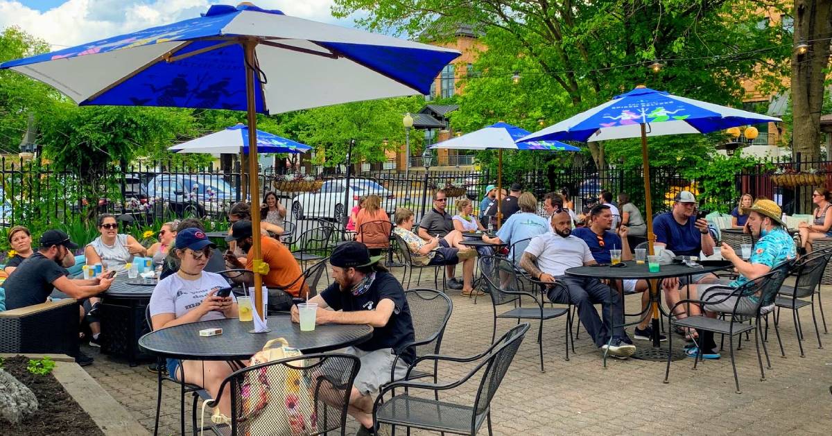 The Best Outdoor Dining Spots in Saratoga County NY