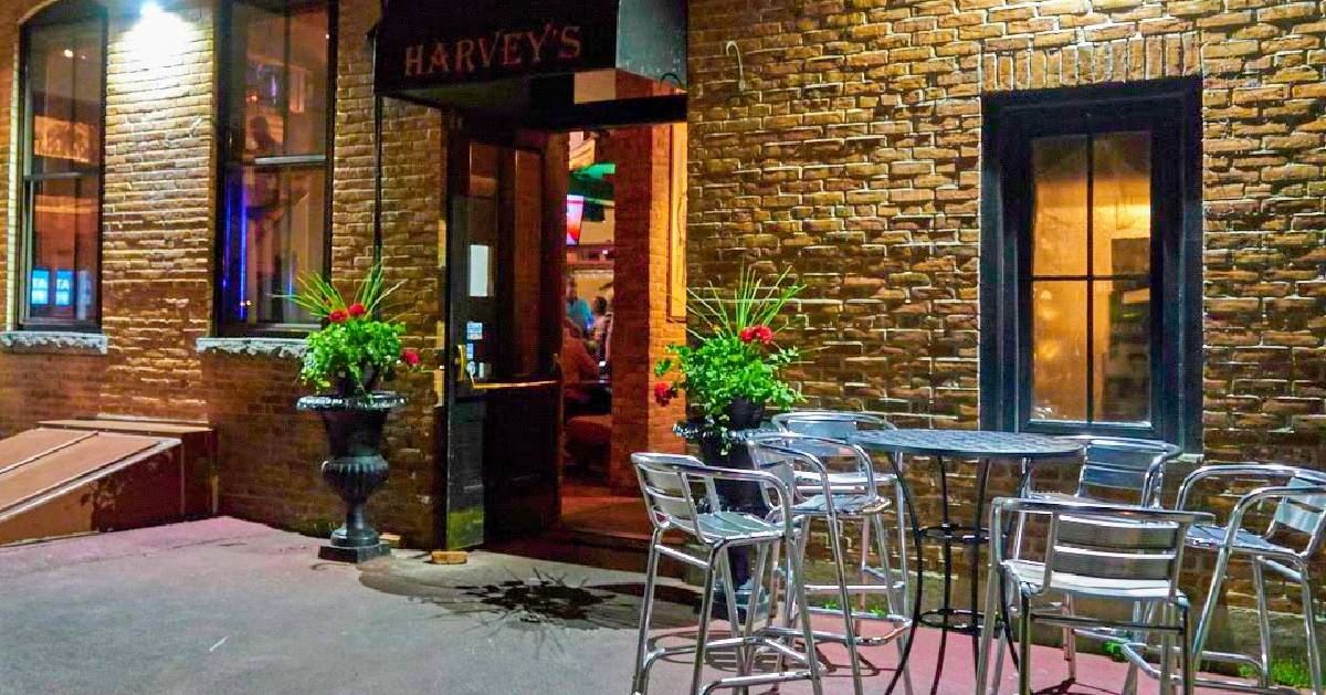 Best Spots for Outdoor Dining In & Near Saratoga Springs, NY