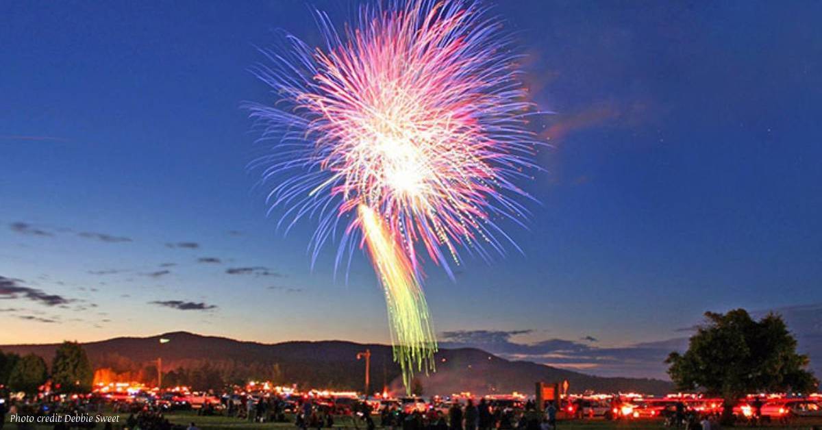 Lake Summer Fireworks on Select Thursday Evenings