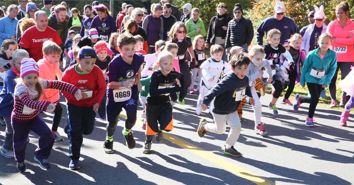 kids running in a race