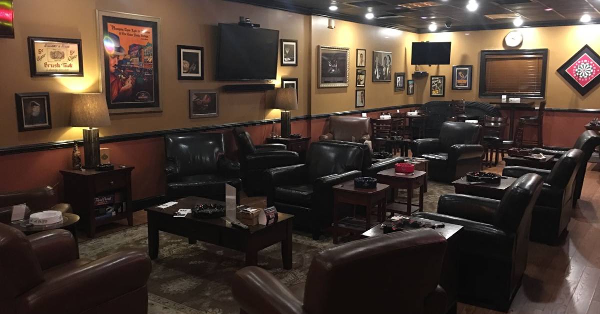 an empty cigar lounge