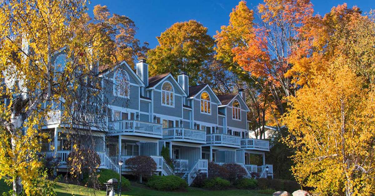 inn surrounded by fall foliage
