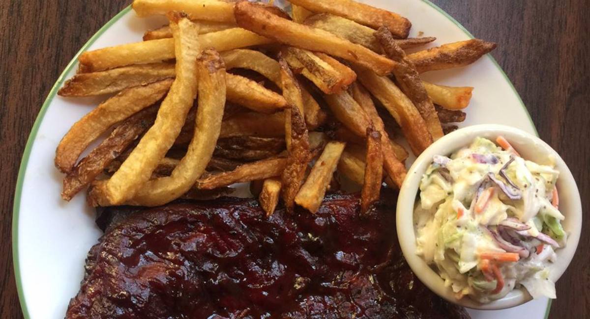 ribs, fries, and coleslaw