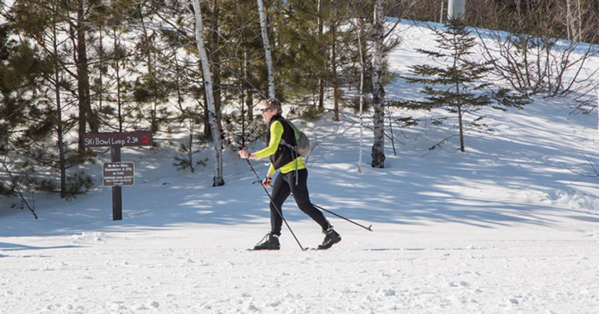 Nordic skiing: swoop down 45 km of trails