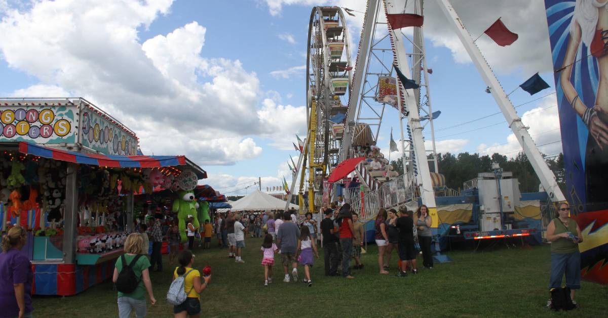 carnival games and rides