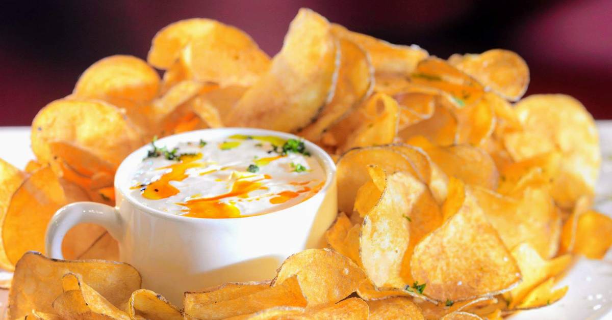 elegant looking chips with dip