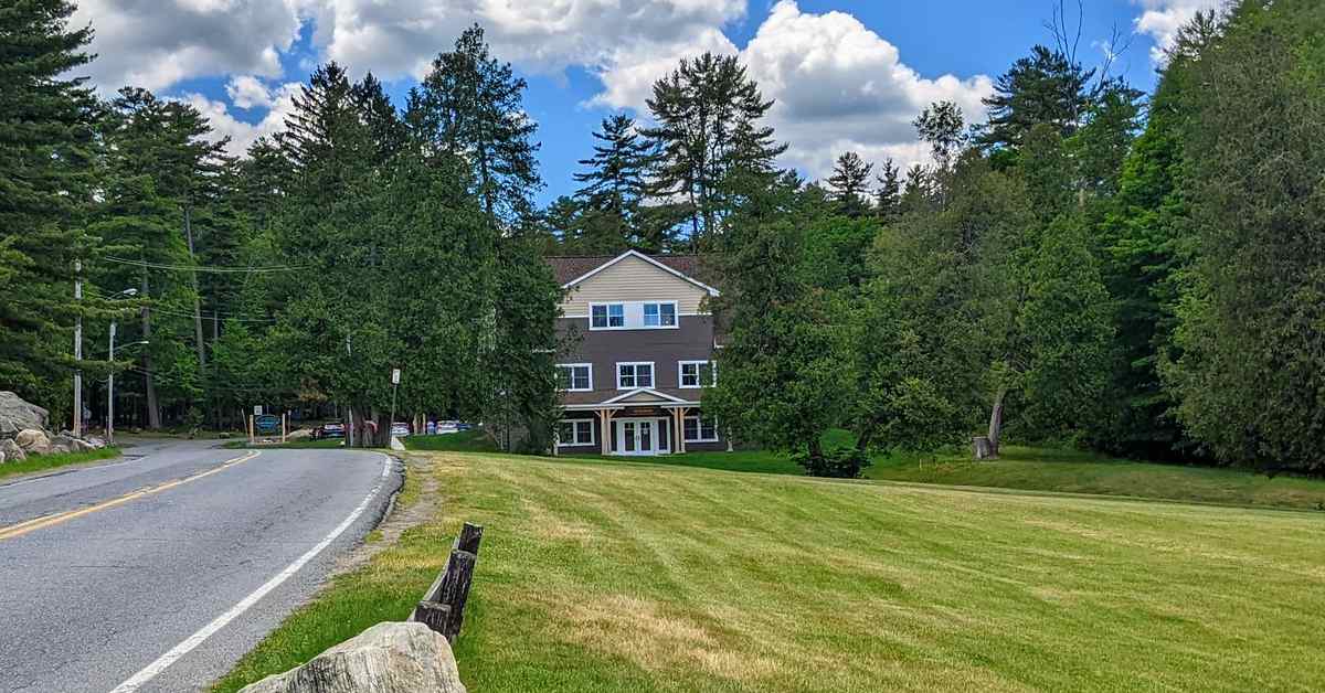 lake george visitors center