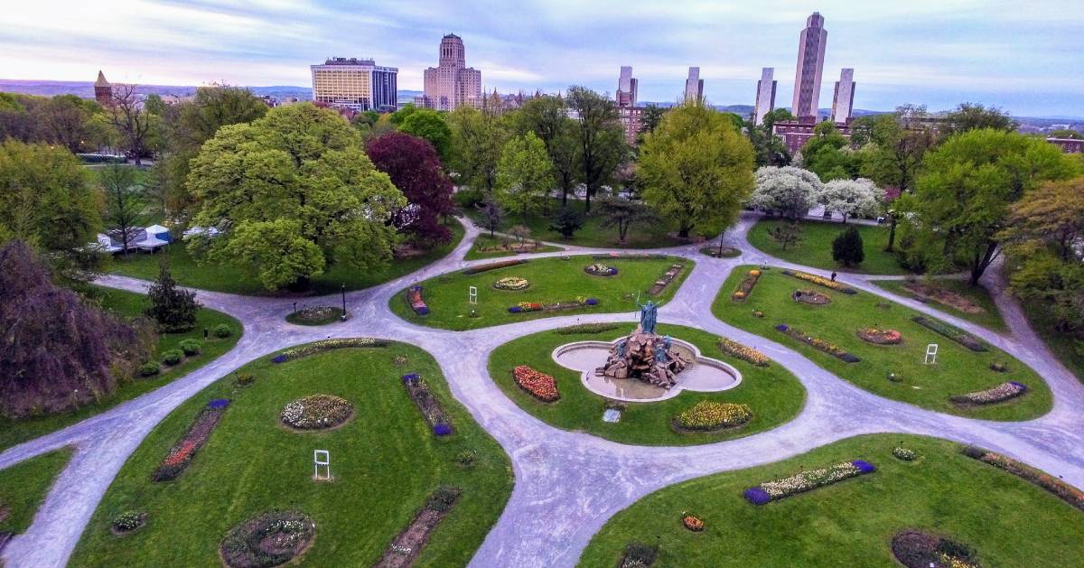 aerial view of Albany's Washington Park