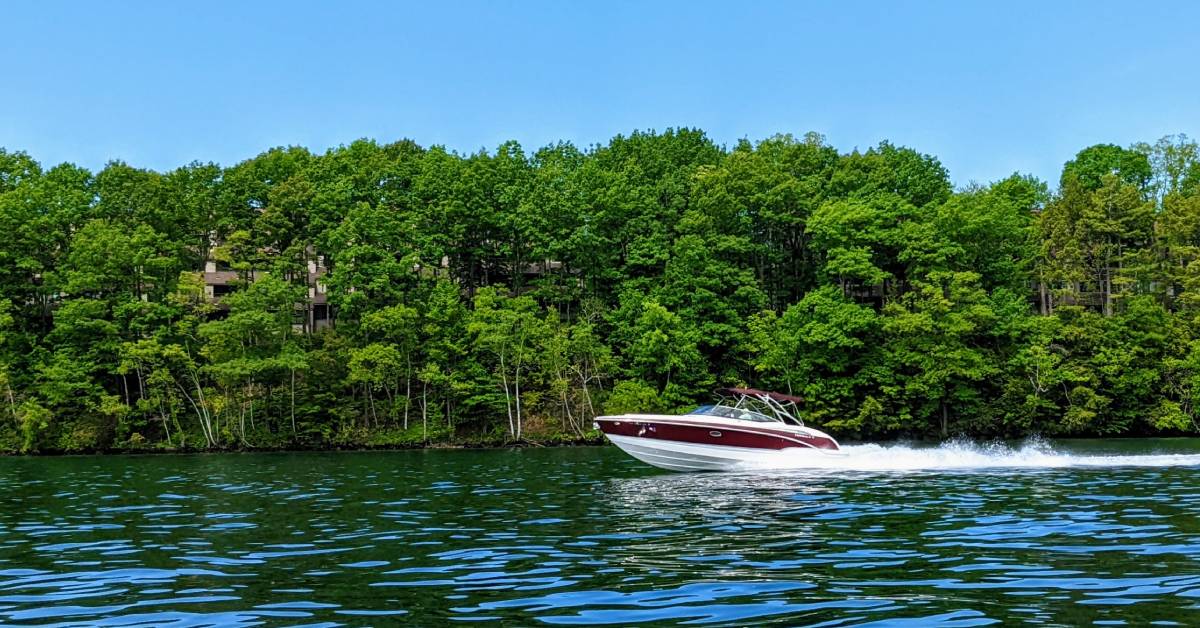 boat on the lake