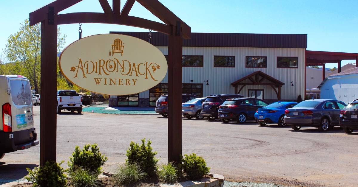 Adirondack Winery sign outside building