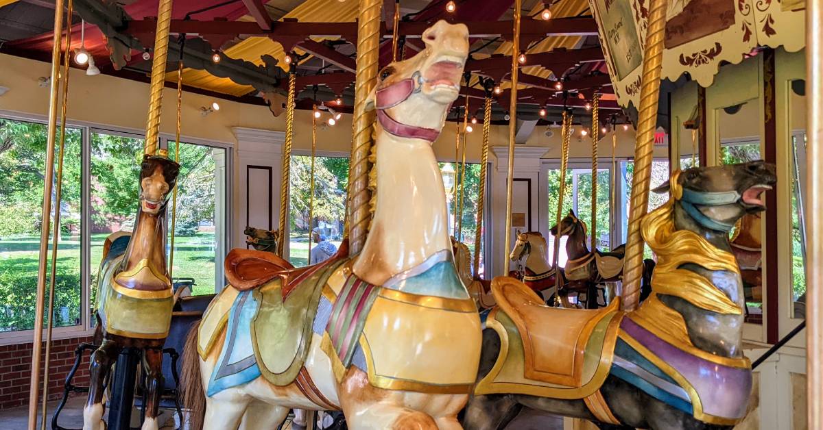 horses on carousel