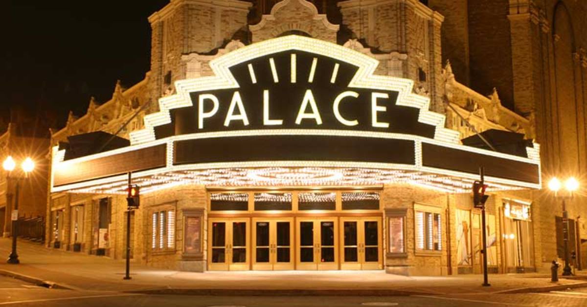 entrance of the palace theatre at night with streetlights