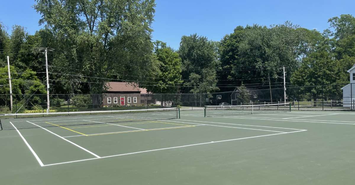 a tennis/pickleball court