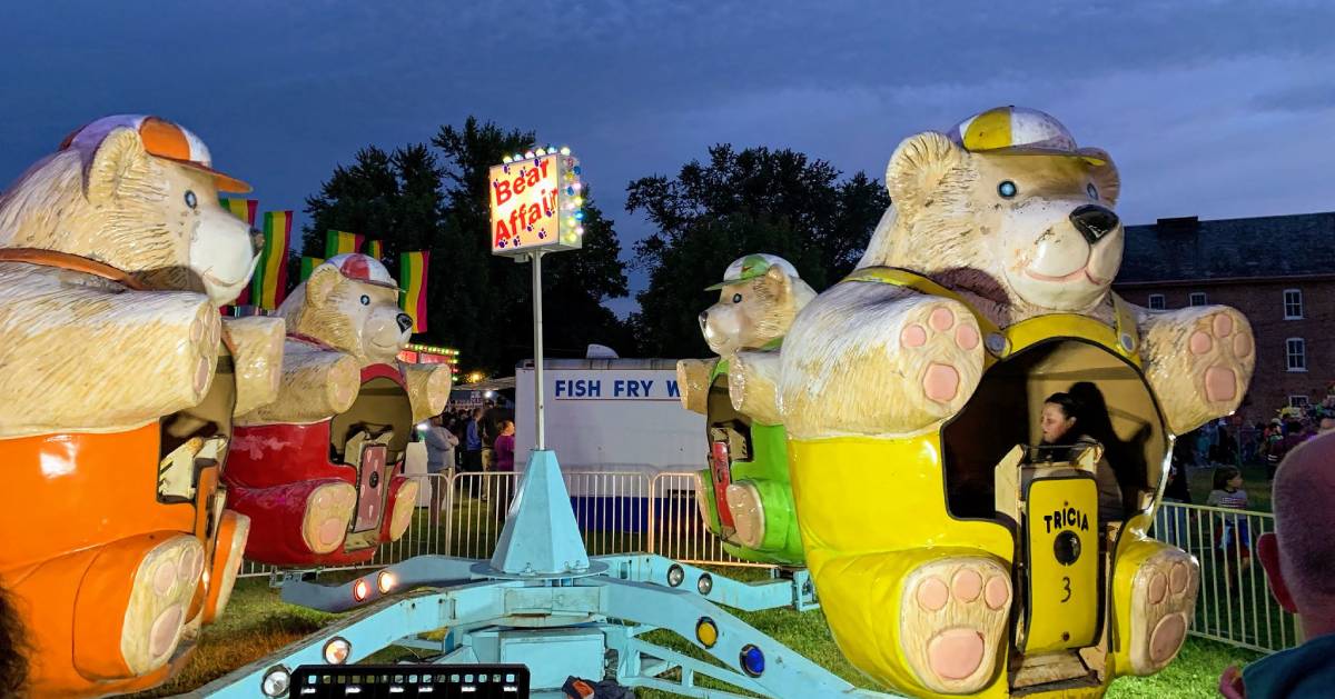 Bear Affair carnival ride