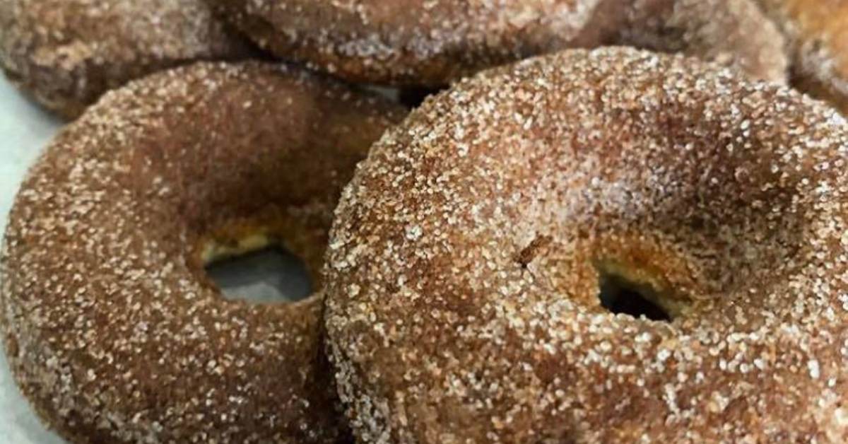 close up of apple cider donuts