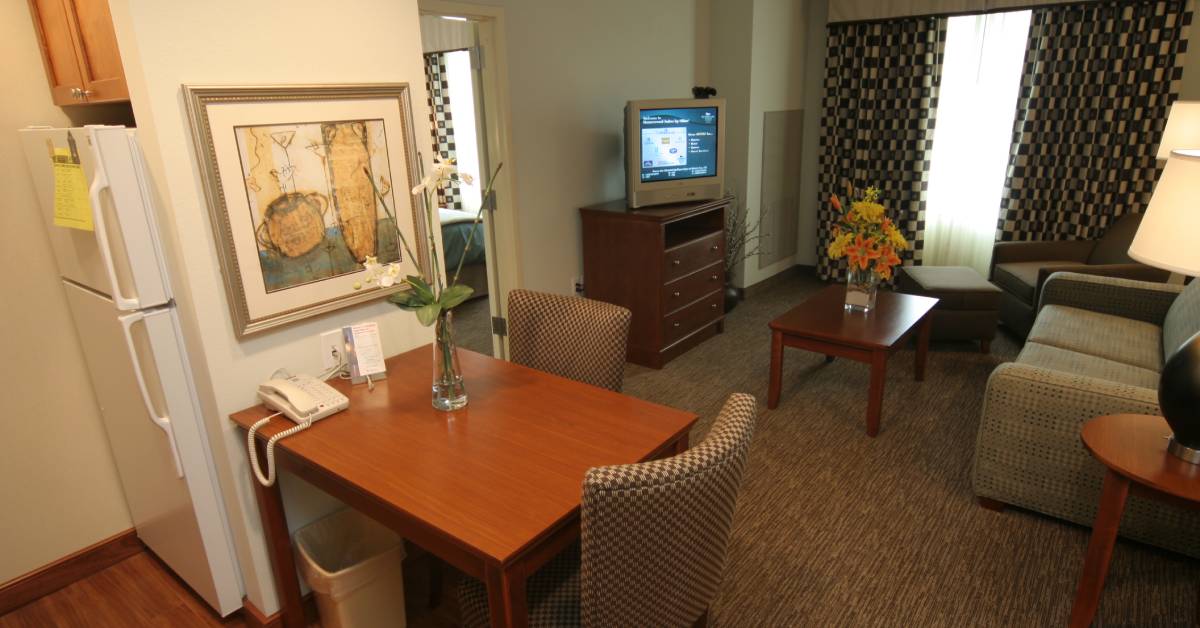 hotel suite