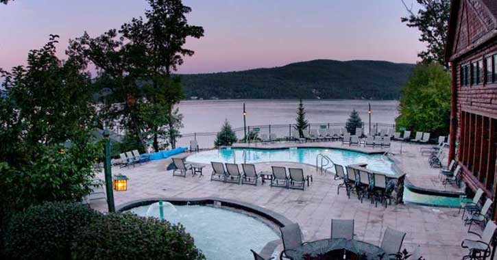 pool deck at lodges at cresthaven