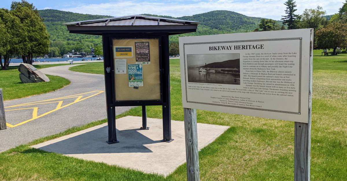 signage for the bikeway in lake george battlefield state park