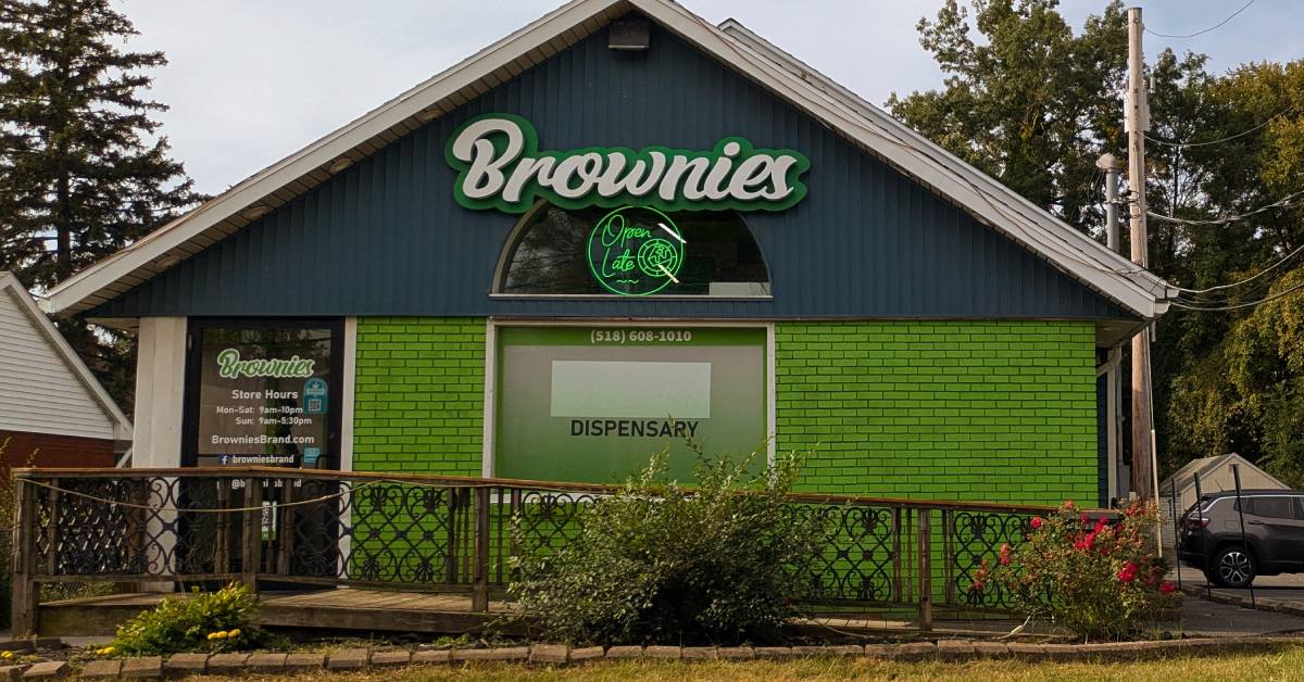 exterior of brownie's dispensary