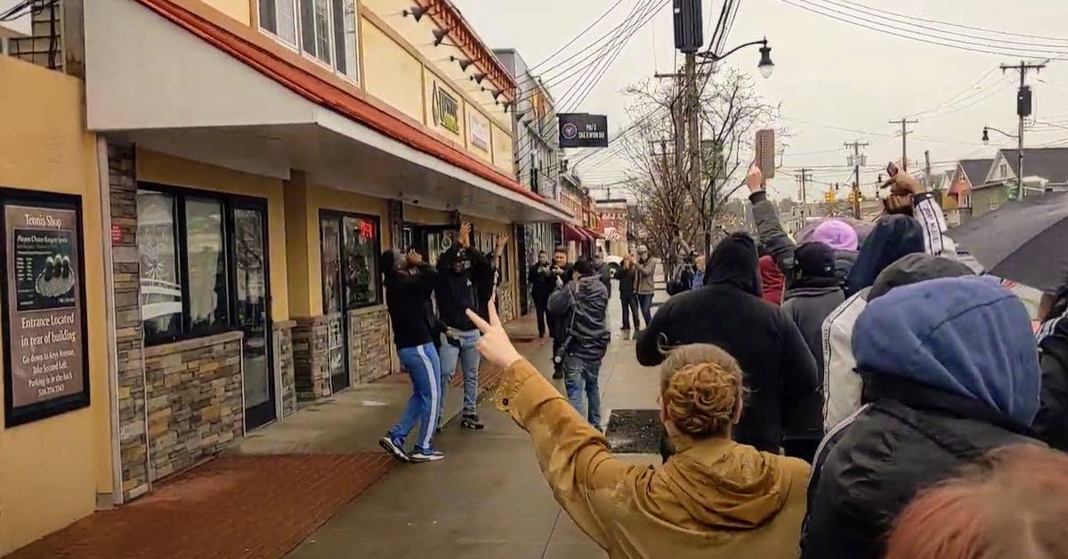 crowd in front of dispensary