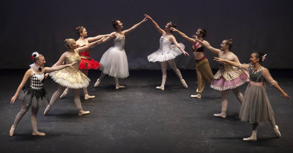 nutcracker actors/dancers on stage