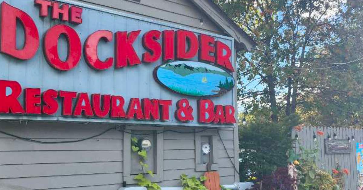 the docksider sign on restaurant