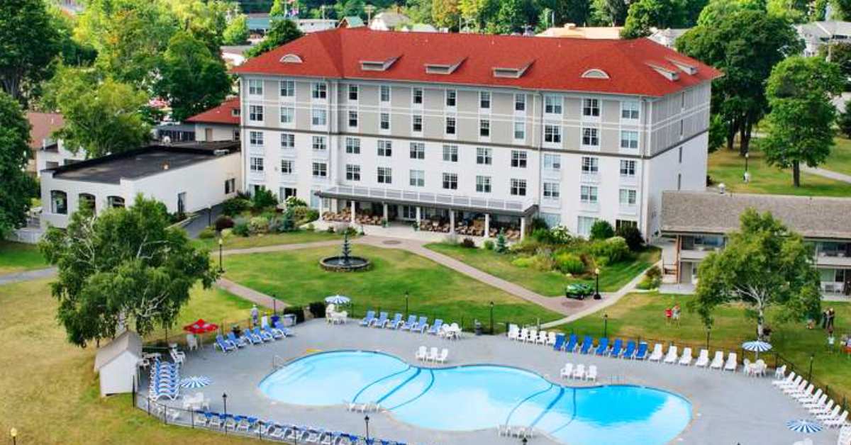 aerial view of fort william henry hotel and pool