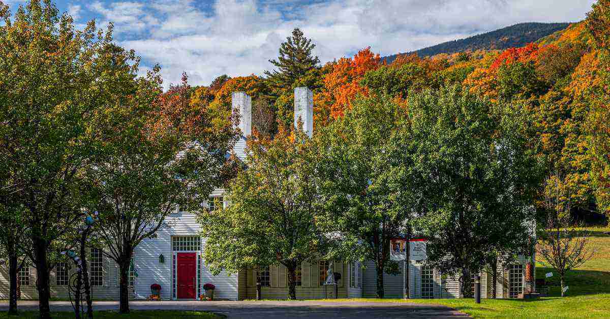 The Complete Day Trip Itinerary for Manchester, Vermont - Albany.com