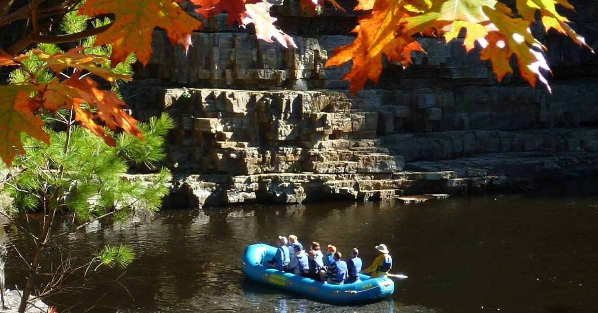 raft float tour in fall at ausable chasm