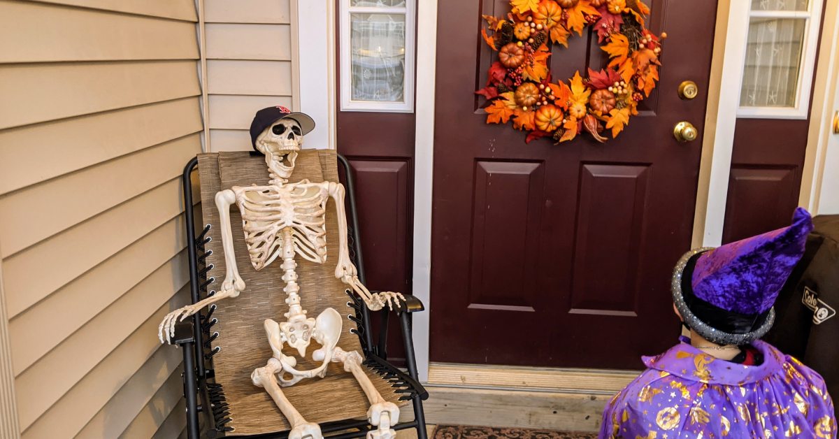 halloween decor on porch