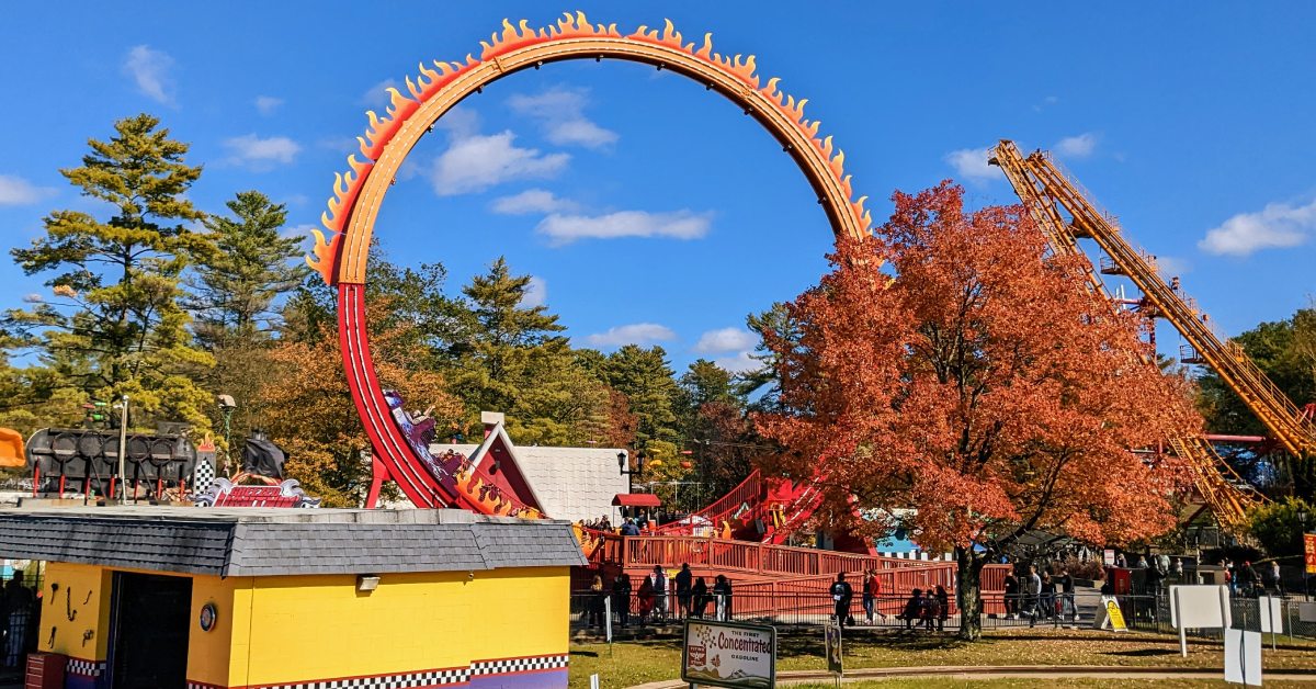 roller coasters and rides at great escape in the fall