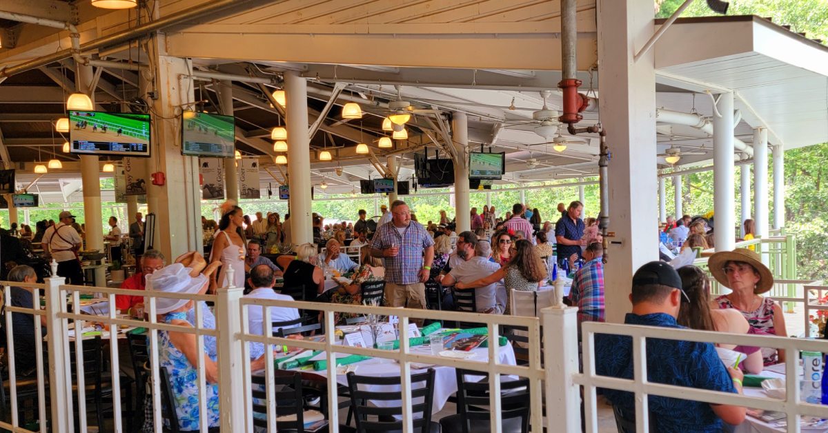 crowd dining at the track