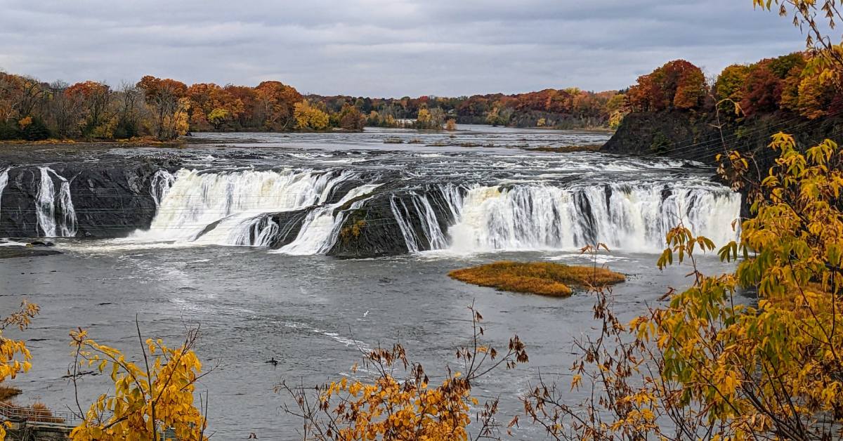 cohoes falls in the fall